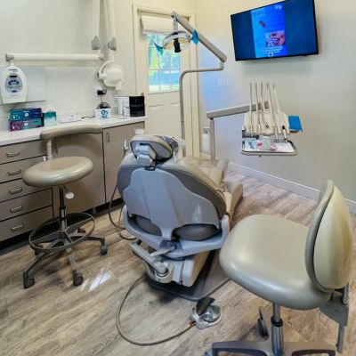 Kelli Brady DDS