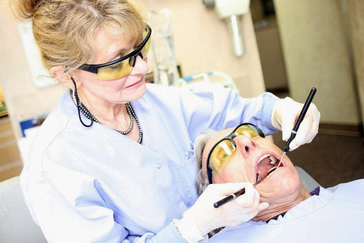Cosmetic & Implant Dental Associates