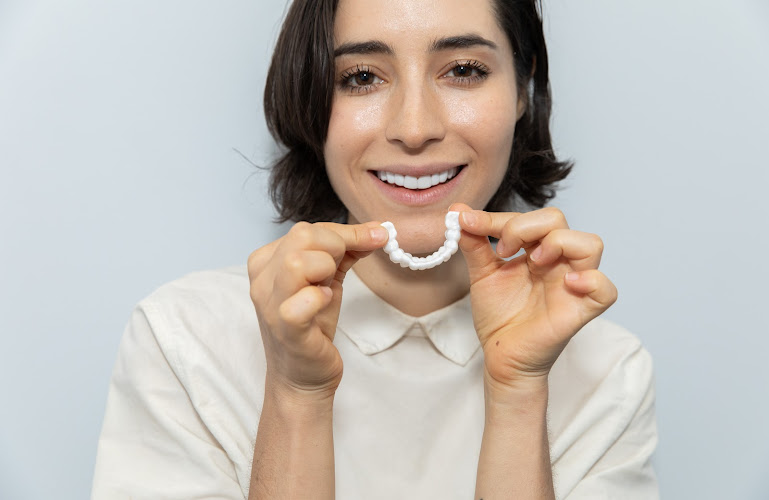 Pop On Veneers