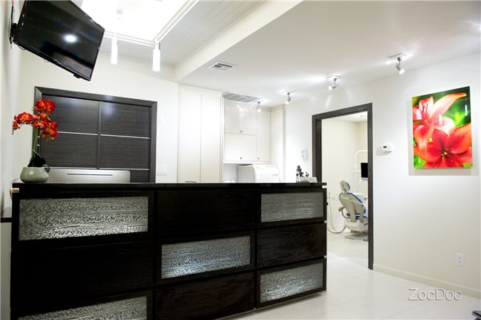 Zoya Zak, DDS