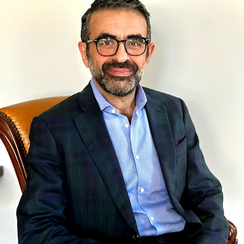 Dr. Moses Datson